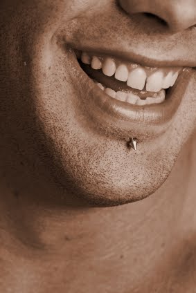 labret-piercing